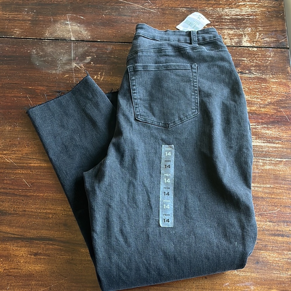 Forever 21 Mom Jeans - Brand New